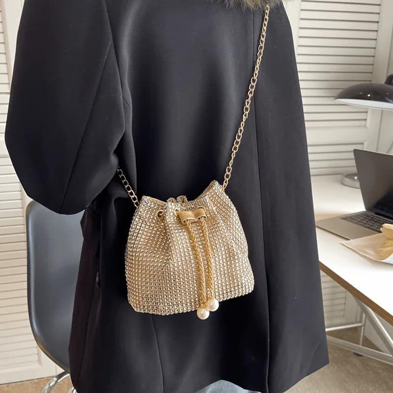 Sac Seau à Cordon et Strass — Élégance Scintillante